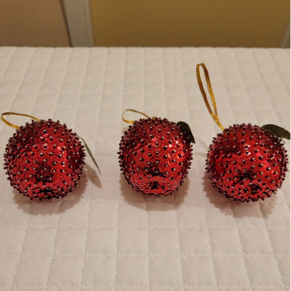 VTG Handmade Red Apple Bead Sequin Christmas Ornament Holiday Cute Teacher Gift